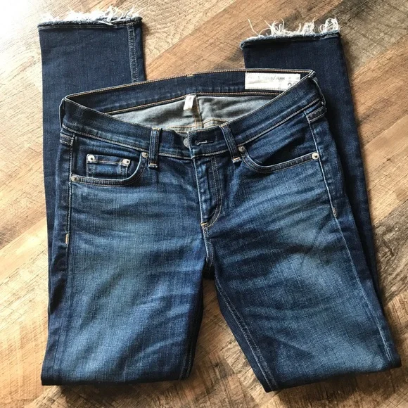 Rag & Bone Crop Fray Jean Sz 26 - Picture 2 of 6